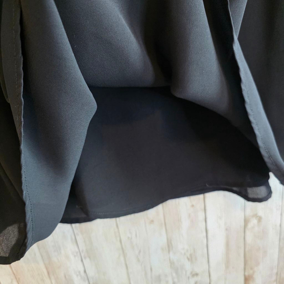 G By Guess Black Sleeveless Top Size S - Picture 4 of 9